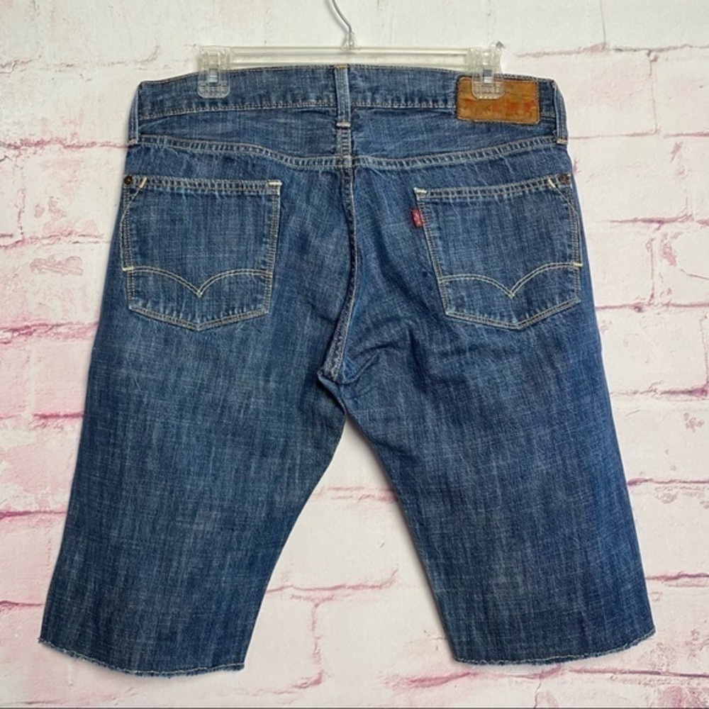 LEVI’S Cut Off Jean Shorts - Picture 7 of 8